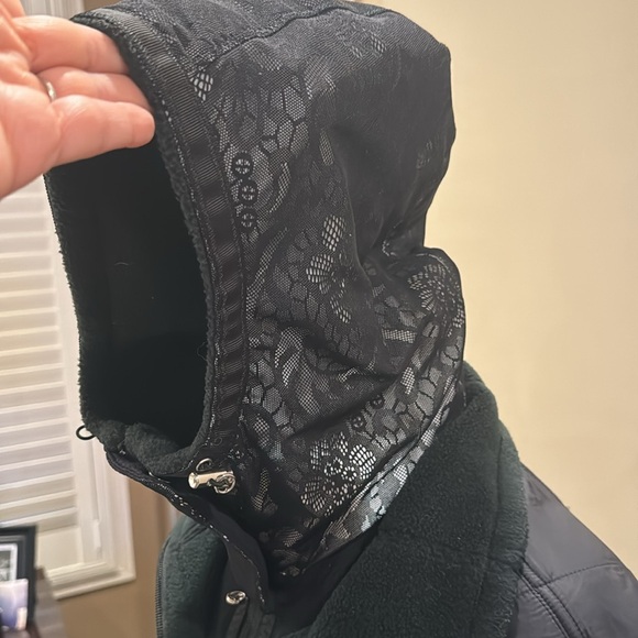 Lululemon Athletica size 4 Jacket - Picture 4 of 8